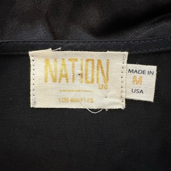 Nation  Ltd. USA Black Satin Top Butterfly Sleeves SZ M NWOT - Picture 5 of 5
